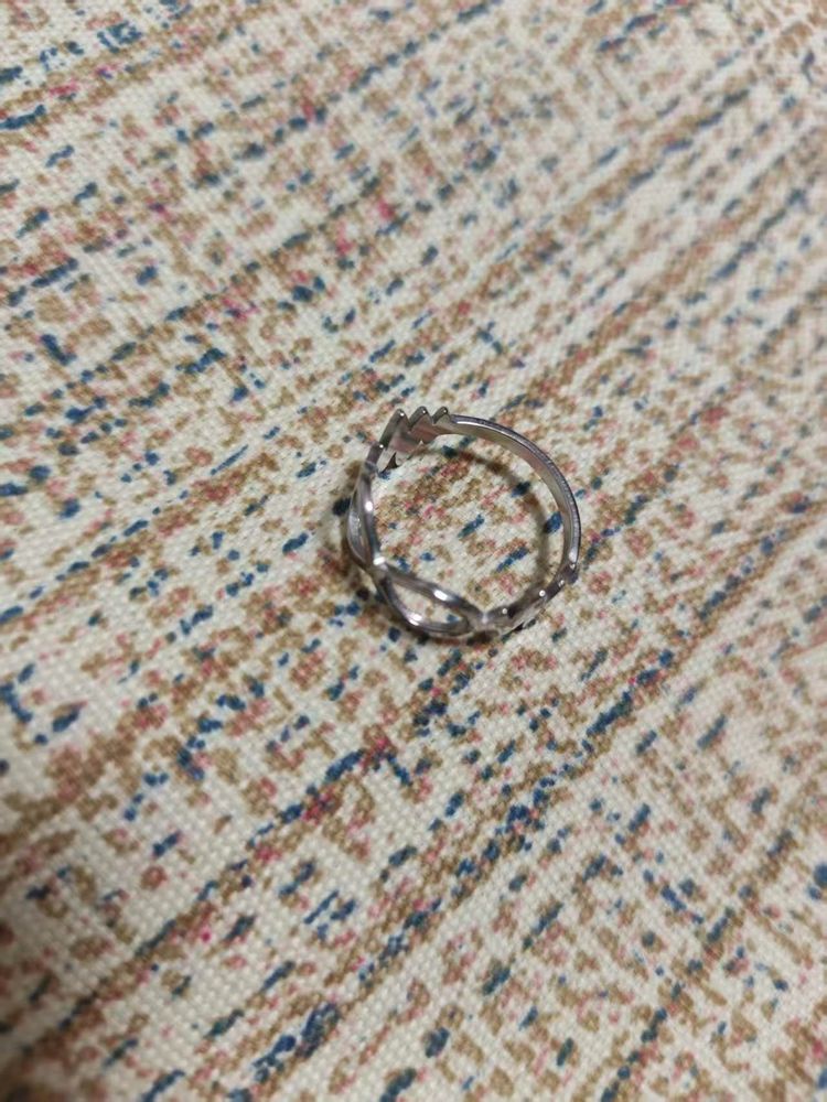  Twisted Hoop Earring image 1