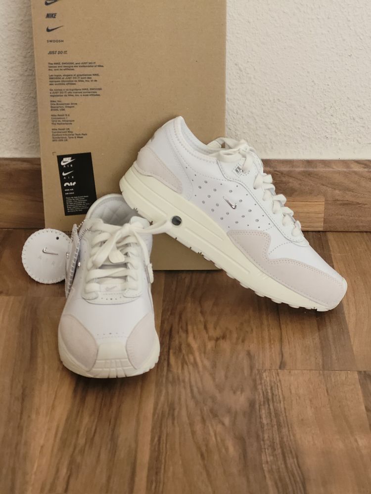 Nike Air Max 1 Jacquemus 