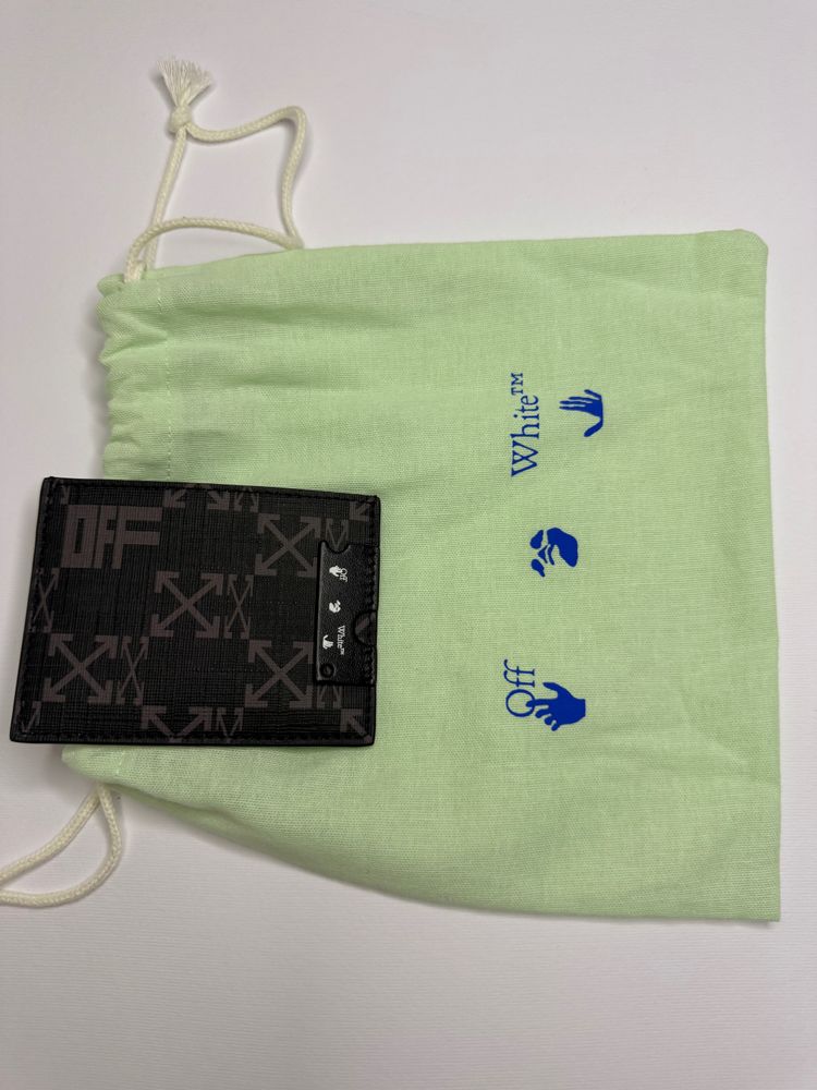 Off-White Monogram Simple Card Holder firmato Off-White nella colorazione iconica Black/Dark Grey obraz 5