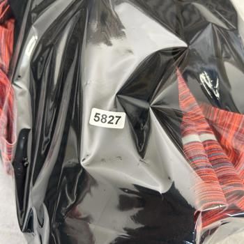 Immagine di 41. Age 10-11 Medium Red Black Boys Trail set Montirex  10