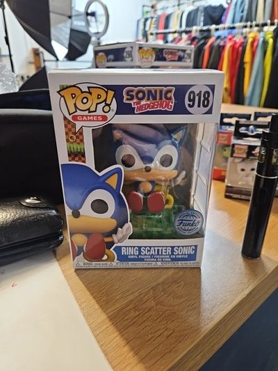 Pop! Games Sonic The Hedgehog Ring Scatter Sonic Vinyl Figure