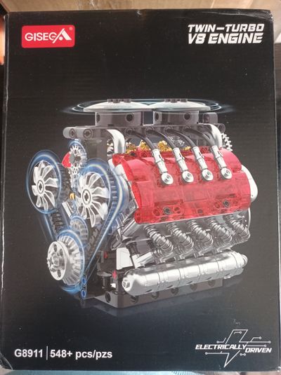 Motor powered Twin-Turbo V8 Engine Model brick set