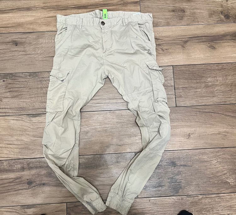 Ran(Z) Beige Cargo Pants