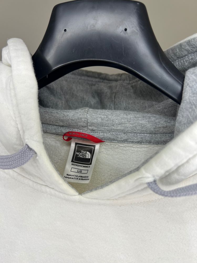 The North Face White Hoodie obraz 3