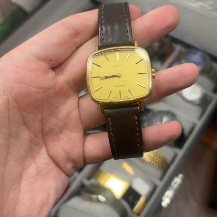 Avia Wristwatch - Watches obraz 1