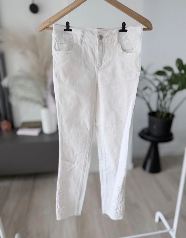 Liu jo White Pants With Cutout Floral Design