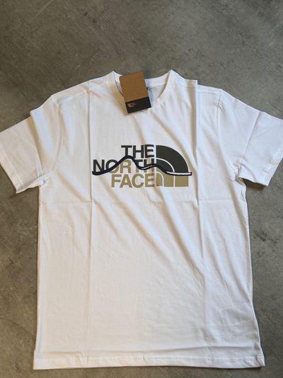 The North Face White T-Shirt mountain line white