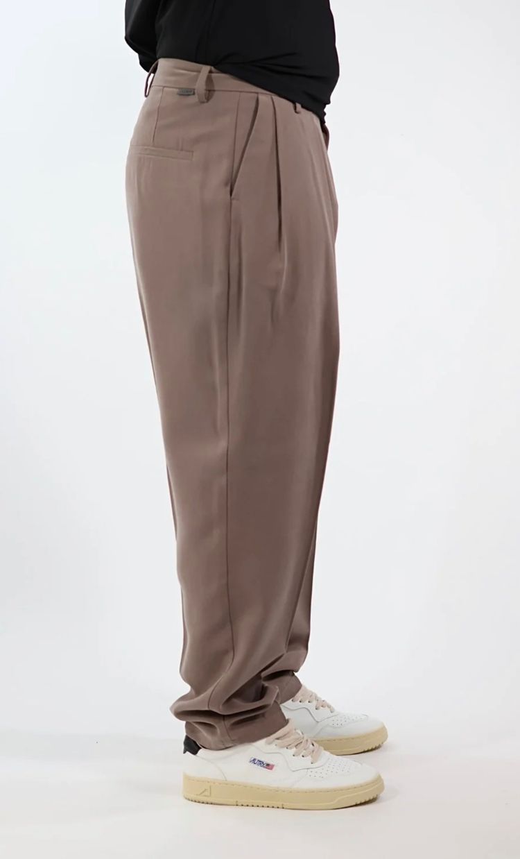 Brown Pleated Trousers over D image 4