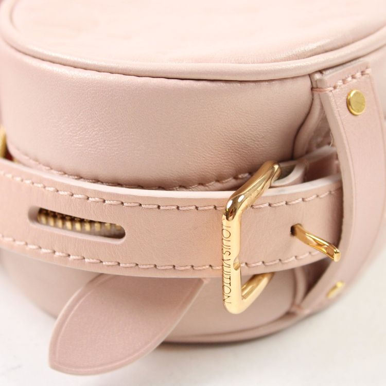 Louis Vuitton Fall In Love Sac Coeur image 16