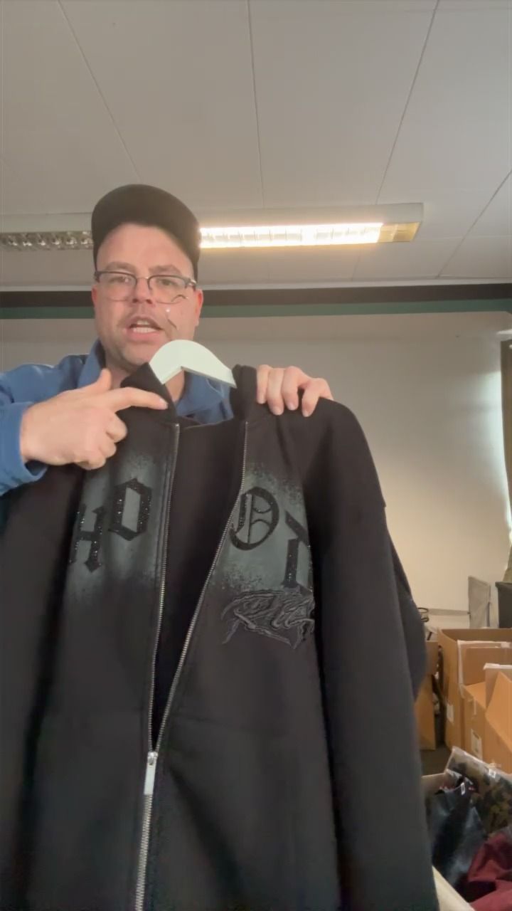 Other size m mens tracksuit  product image