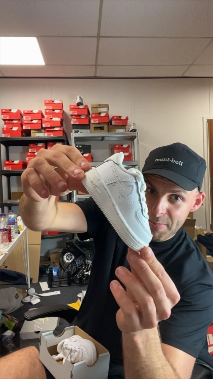 Nike NIKE AF1 UK 2.5 TODDLER NEW  product image