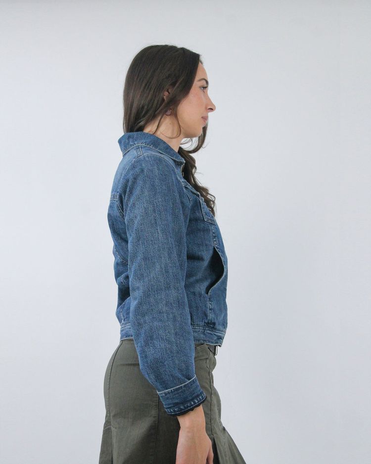 Immagine di gilmore girls | medium/large mid blue fitted denim jacket 4