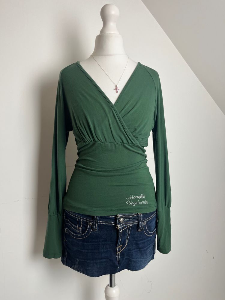 Movella Vagabonda green long sleeve