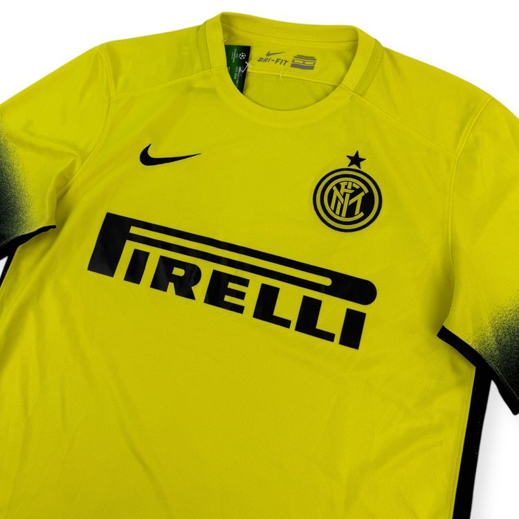 Inter Milan 2015 Third Shirt (M) image 3