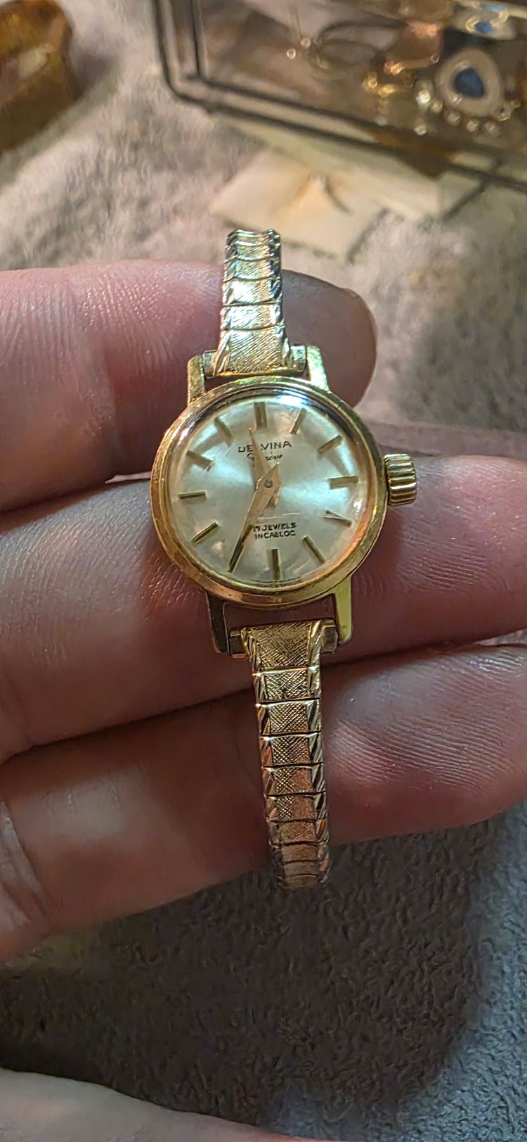Immagine del prodotto Other DELVINA GENIVE WRIST WATCH IN FULL WORKING ORDER 