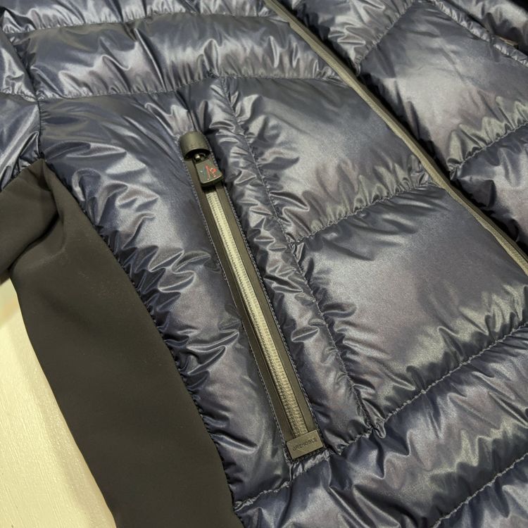 Moncler Grenoble Canmore Giubbotto Navy Puffer Jacket image 6