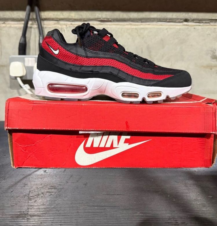 Nike Air Max 95 Sneakers