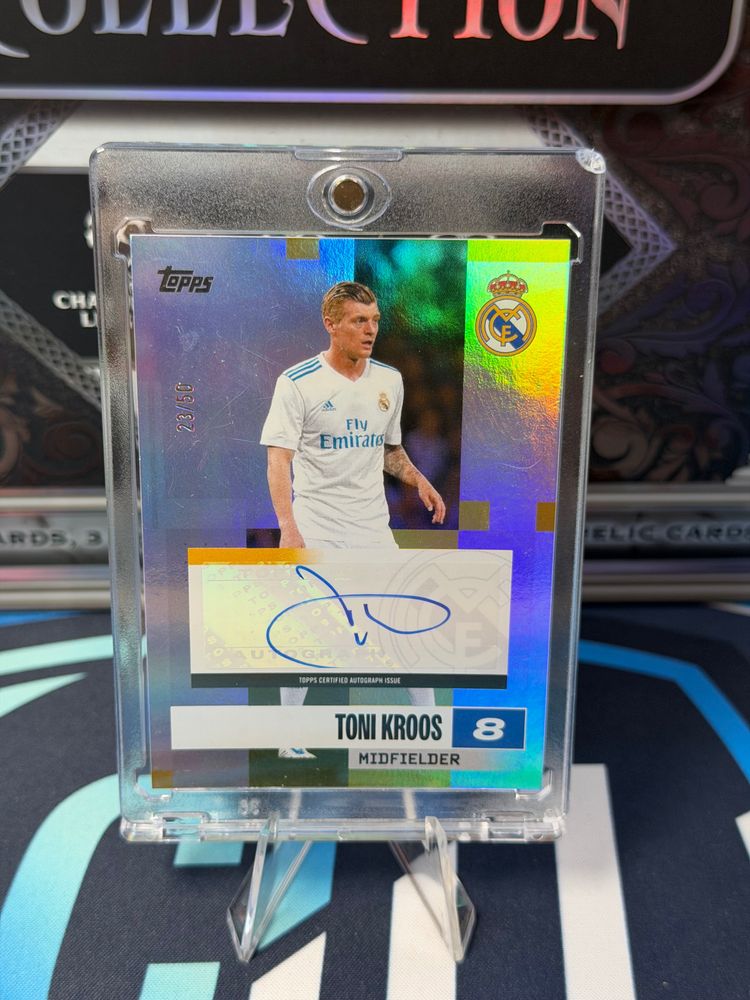 Immagine di Toni Kroos Auto /50 Team Set Real Madrid 24/25 1