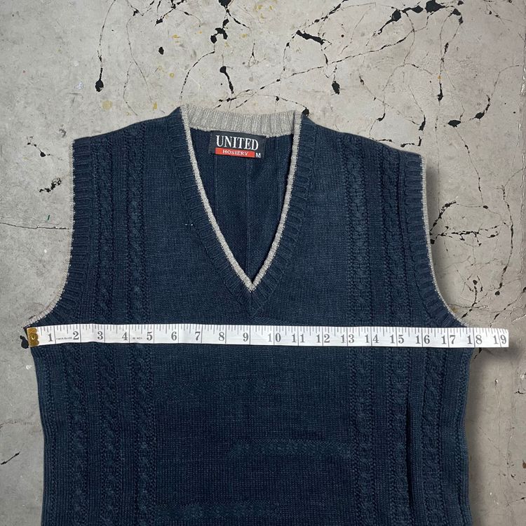 Vintage Navy Knit Vest 2