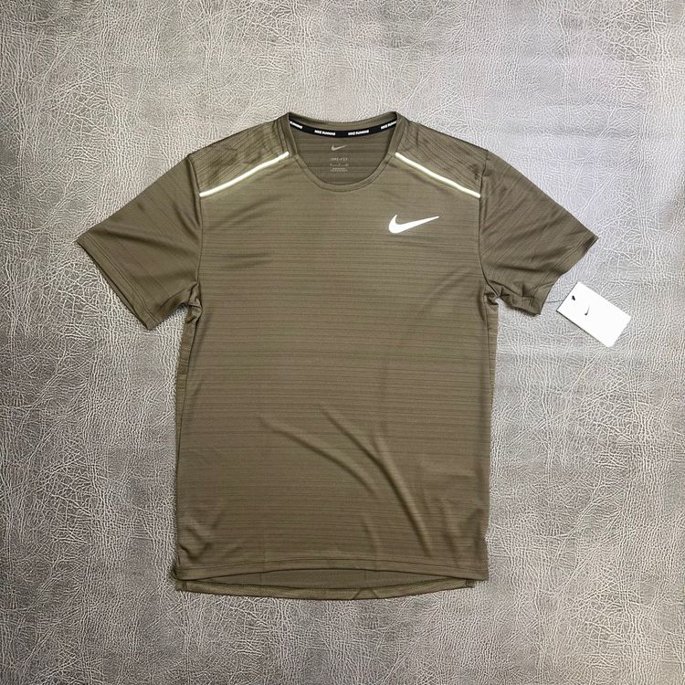 Nike Miler Medium Olive