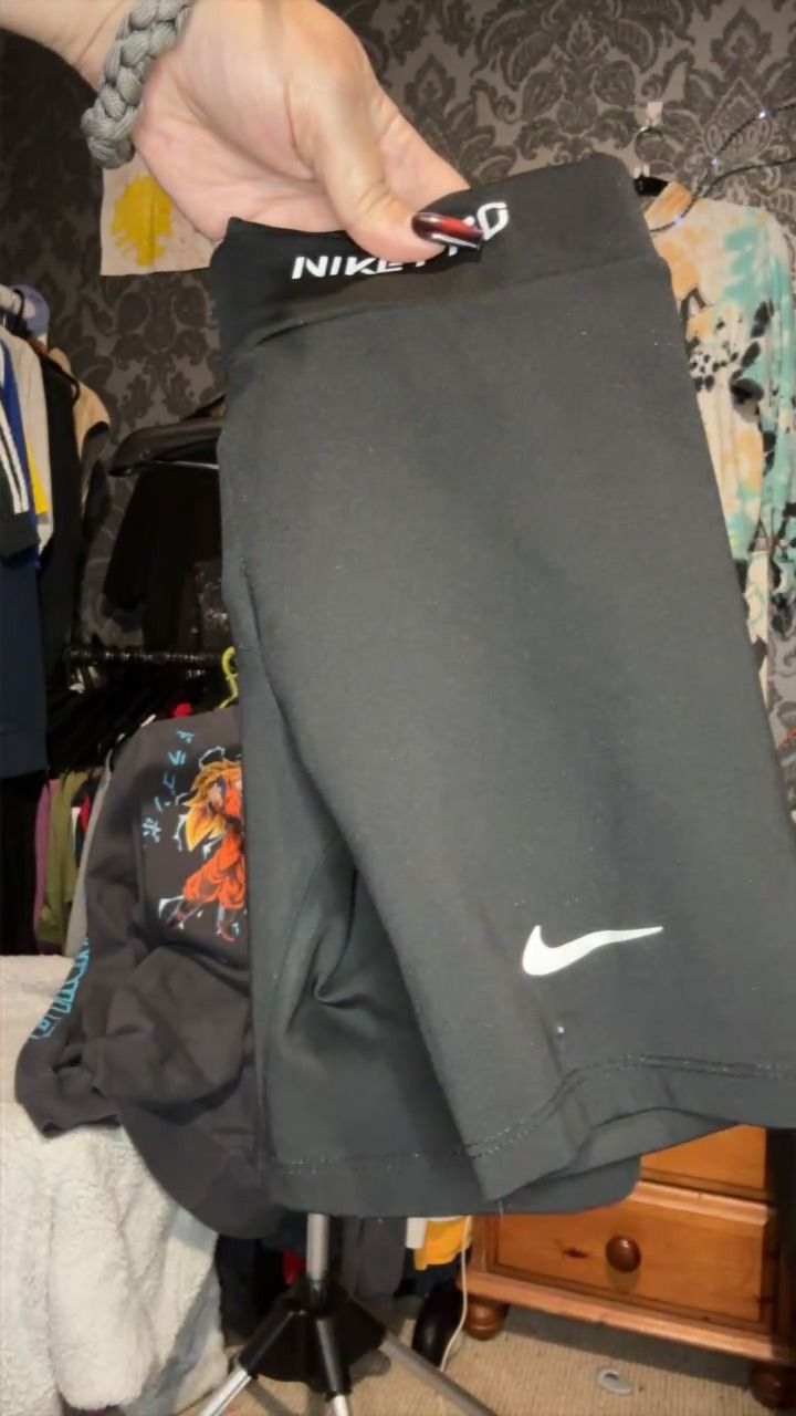 Nike nike pro shorts kids size 8 years  product image