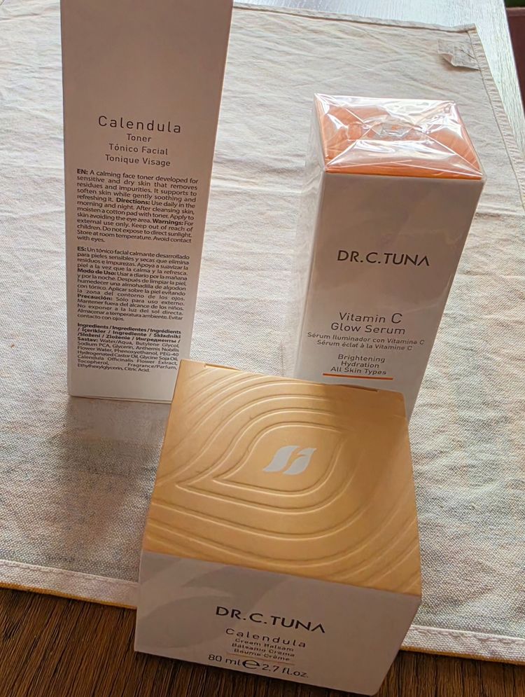 Dr.C.Tuna Calendula Toner, Calendula Cream Balm, Vitamin C Glow Serum imagen 4