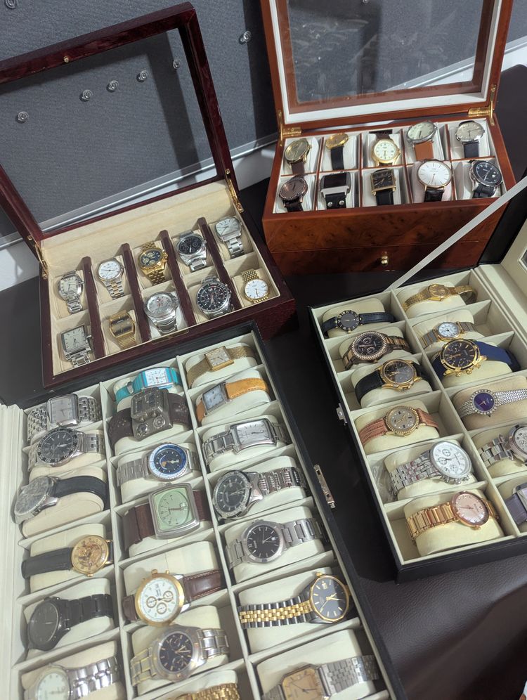 Large selection of watches mens women's 