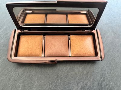 Hourglass Ambient Lighting Palette Volume |||