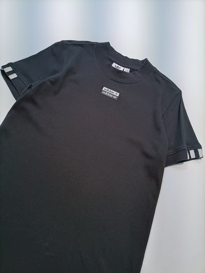 T-shirt Adidas Nera con Collo Alto / Maglia Donna Logo Centrale (XS) 2