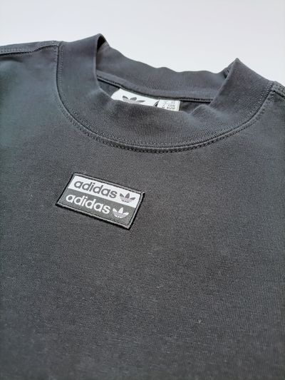 T-shirt Adidas Nera con Collo Alto / Maglia Donna Logo Centrale (XS) 3
