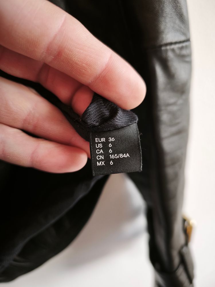 Immagine di Balmain X H&M Black Leather Jacket 5
