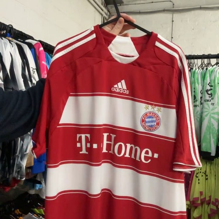 Adidas Bayern Munich Medium Adidas *Mark to print on reverse* product image