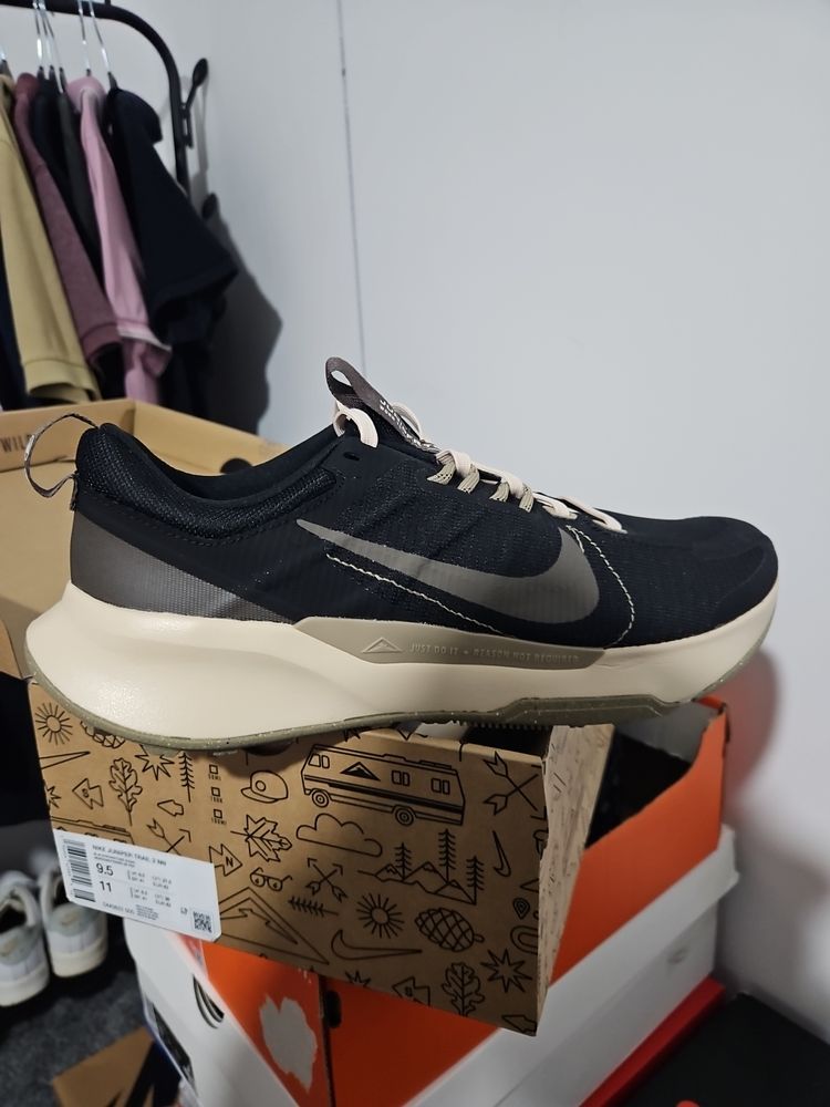 Nike Nike Trail 9.5 brannd new boxed product image