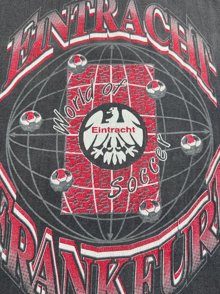 Black Graphic T-Shirt faded eithracht feankfurt  image 3