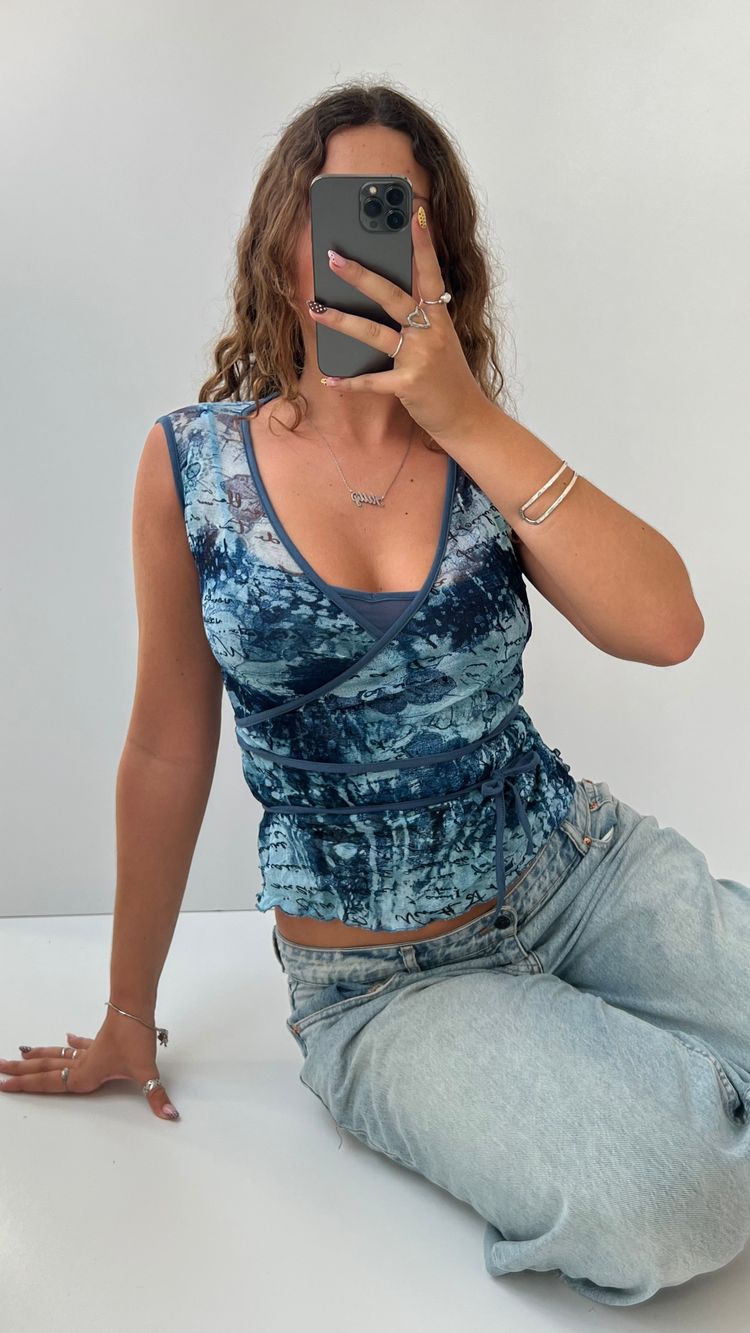Kimchi Blue 00s blue mesh cami- size S product image