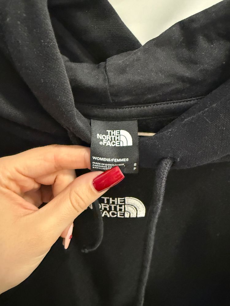 The North Face Women'S Black Hoodie image 3