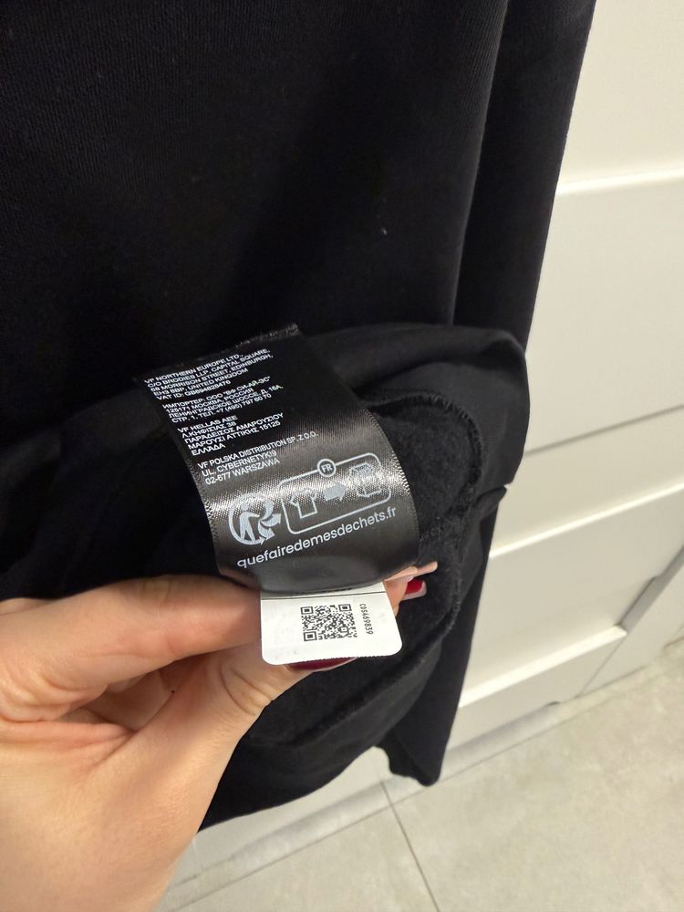 The North Face Women'S Black Hoodie image 5