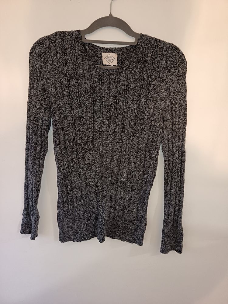 St. John'S Bay Grey Knit Sweater
