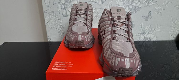 Nike Shox TL UK 9 EUR 44 Pumice Night Maroon Brand New Box No Lid image 2
