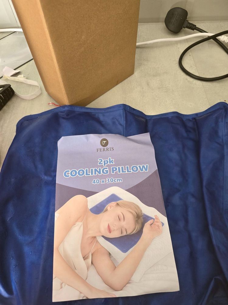 Reusable Cooling Gel Pads 30cm x 40 cm  Instant Cooling Pad for sleep 1 pack