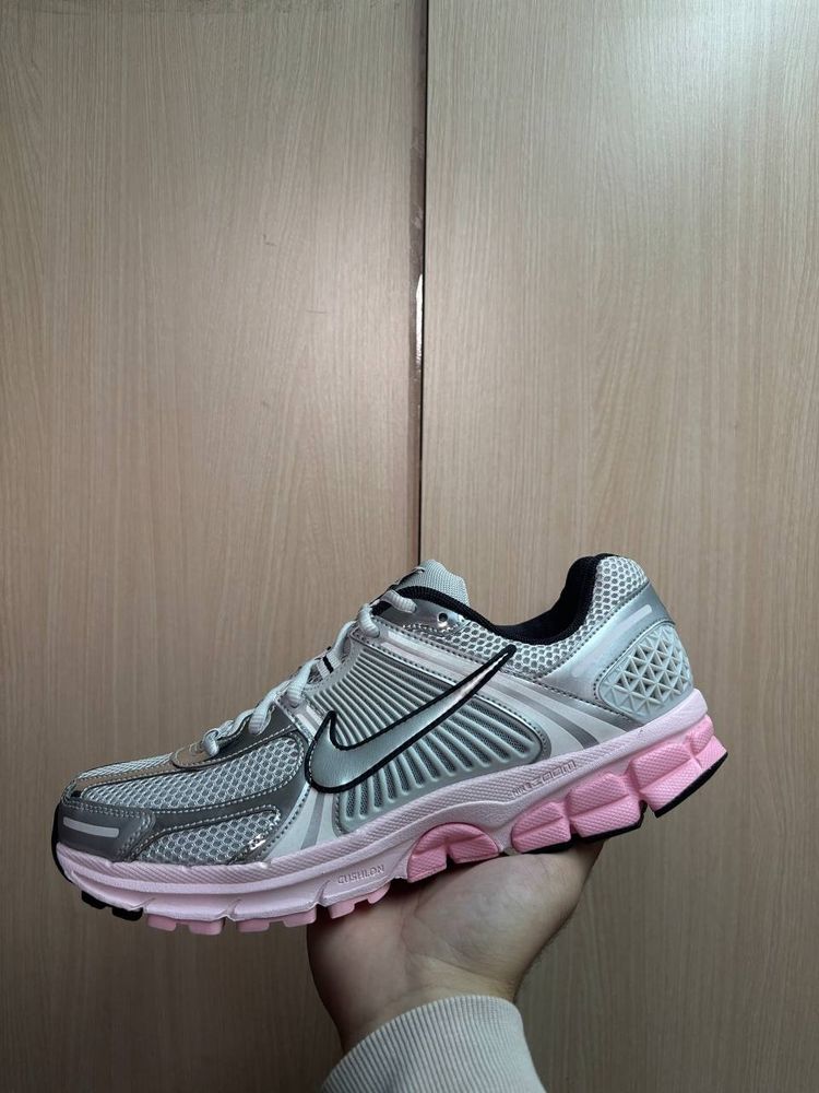 Nike Vomero 5 Photon Dust Pink Foam 44.5