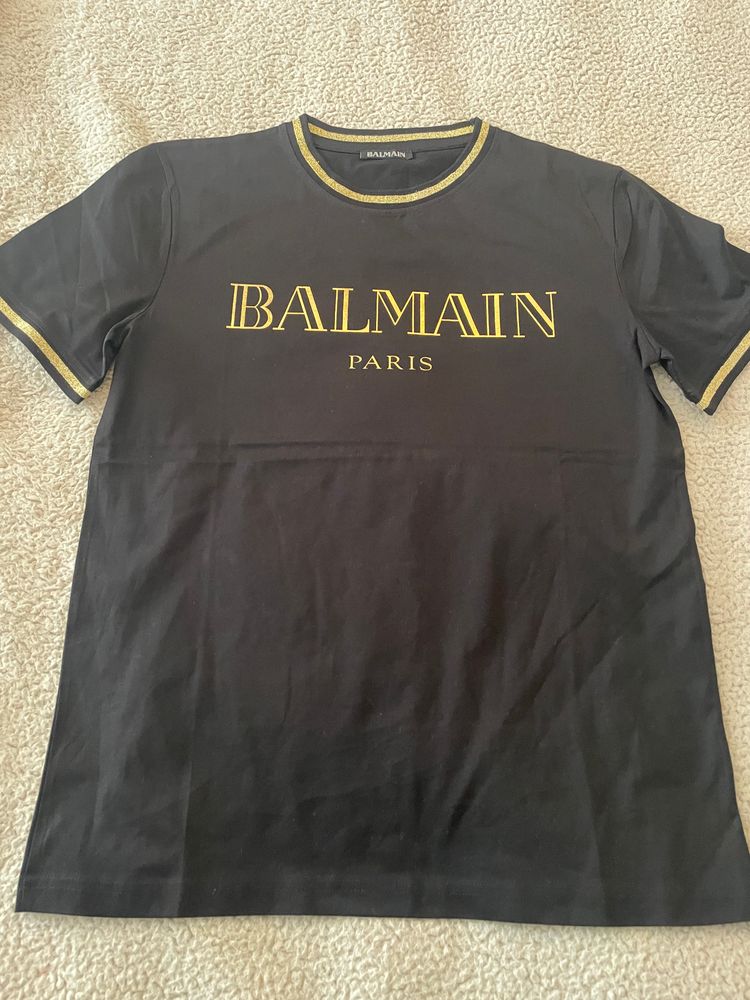 Balmain Black T-Shirt With Gold Trim
