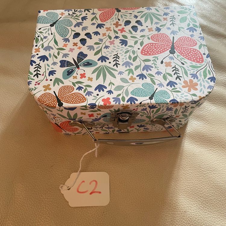 Embroidery Thread Bundles Cross Stitch Floss Cotton Skeins in Mini Cardboard Suitcase Box - C2 3