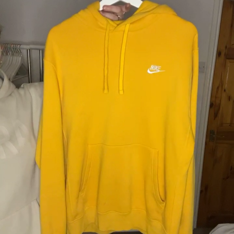 Nike Nike yellow hoodie Size m product image