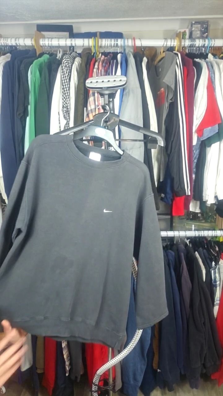 Reclaimed Vintage vintage 90s nike sweatshirt. repairs / marks xl imagen del producto