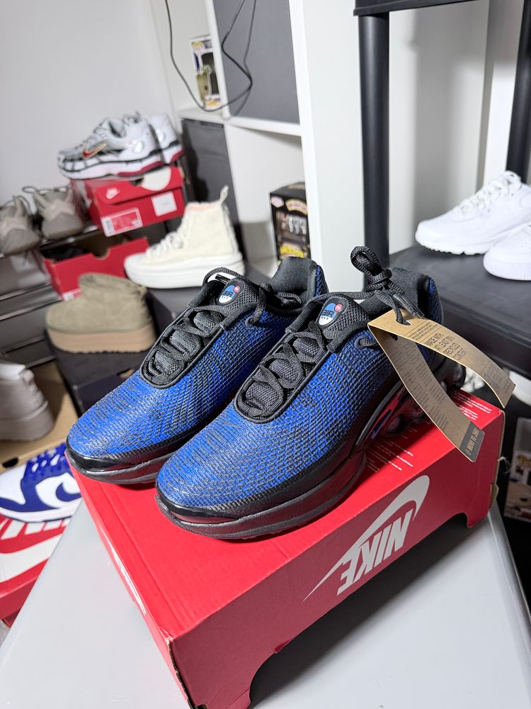 Nike Air Max DN (GS) Black/ Obsidian - UK Size 5 - Brand New Half Box