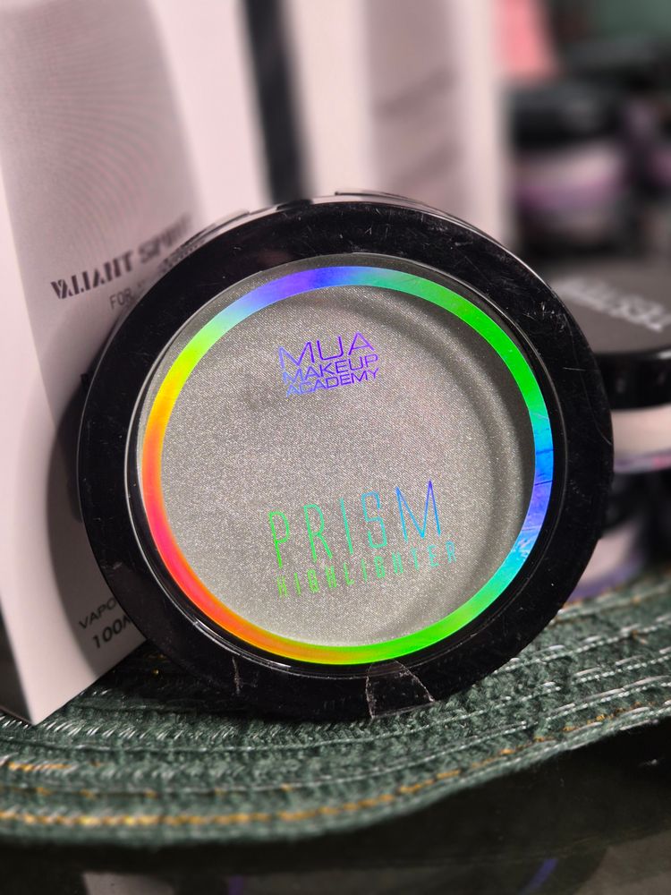 MUA Mua Makeup Academy Prism Highlighter product image