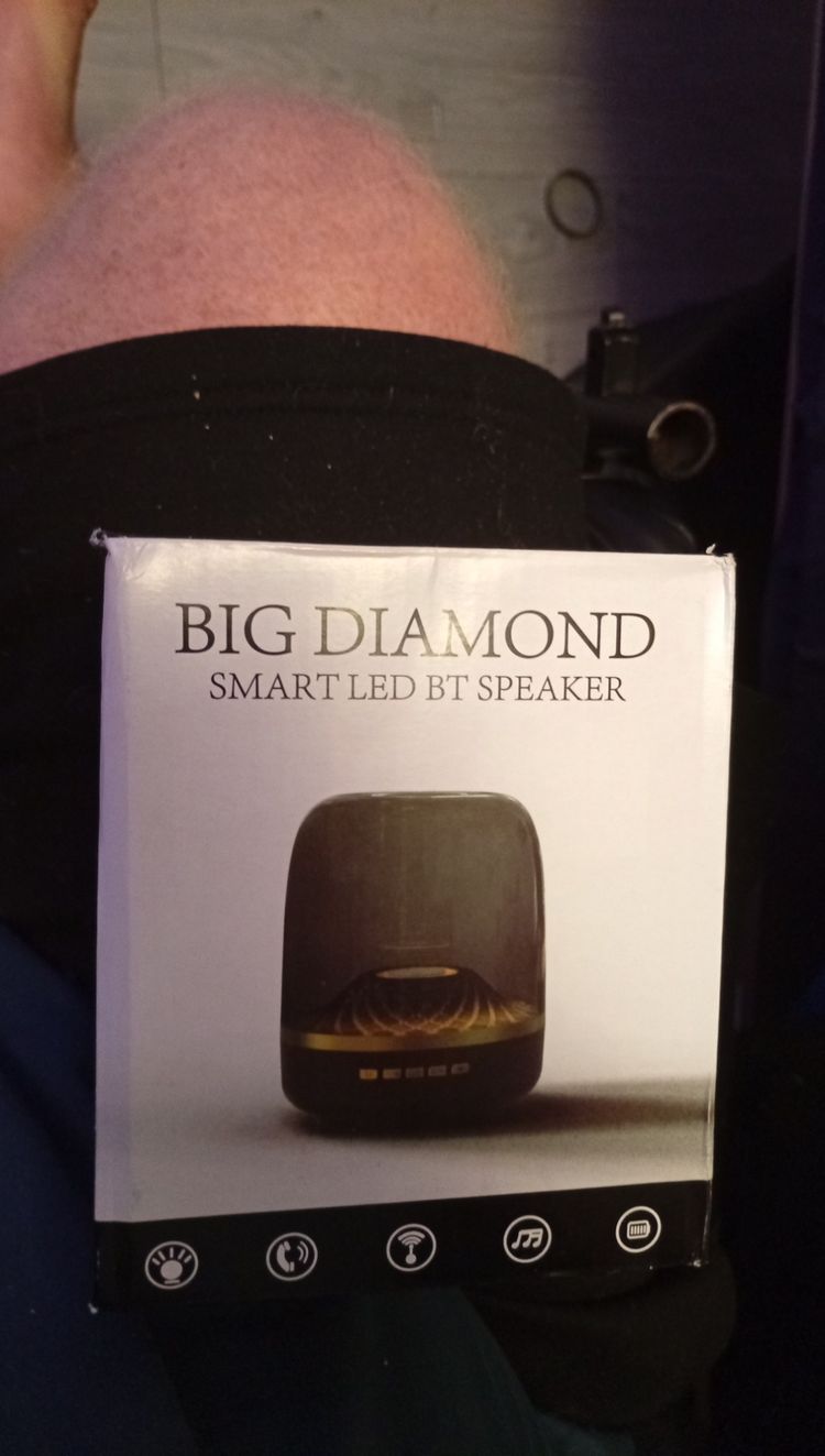 Immagine di Big Diamond Smart Led Bluetooth Speaker 2