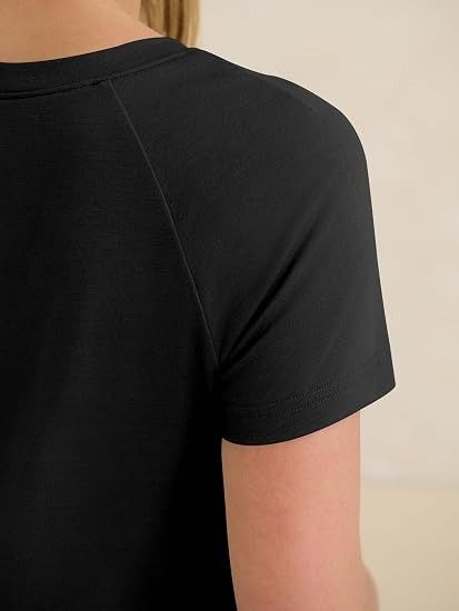 Black V-Neck Short Sleeve Top image 4