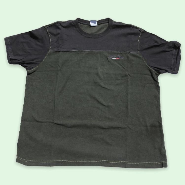Tommy Hilfiger Vintage Tommy Hilfiger T-Shirt product image